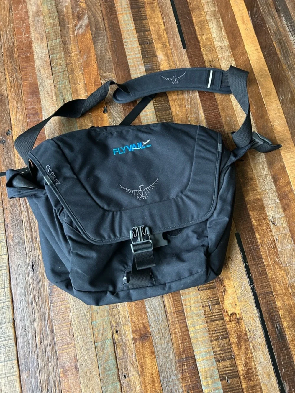 Osprey FlapJack Courier Black Bag